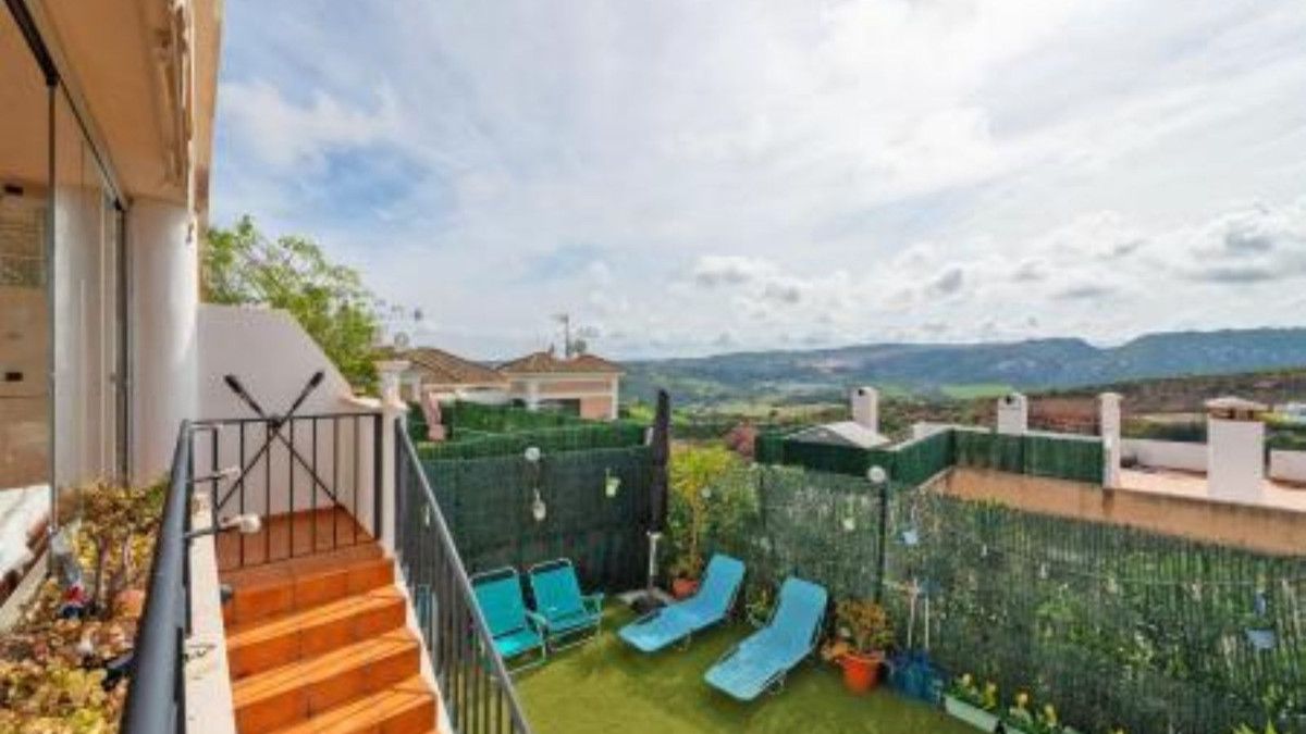 Квартира на первом этаже в Casares, Casares, 4/12