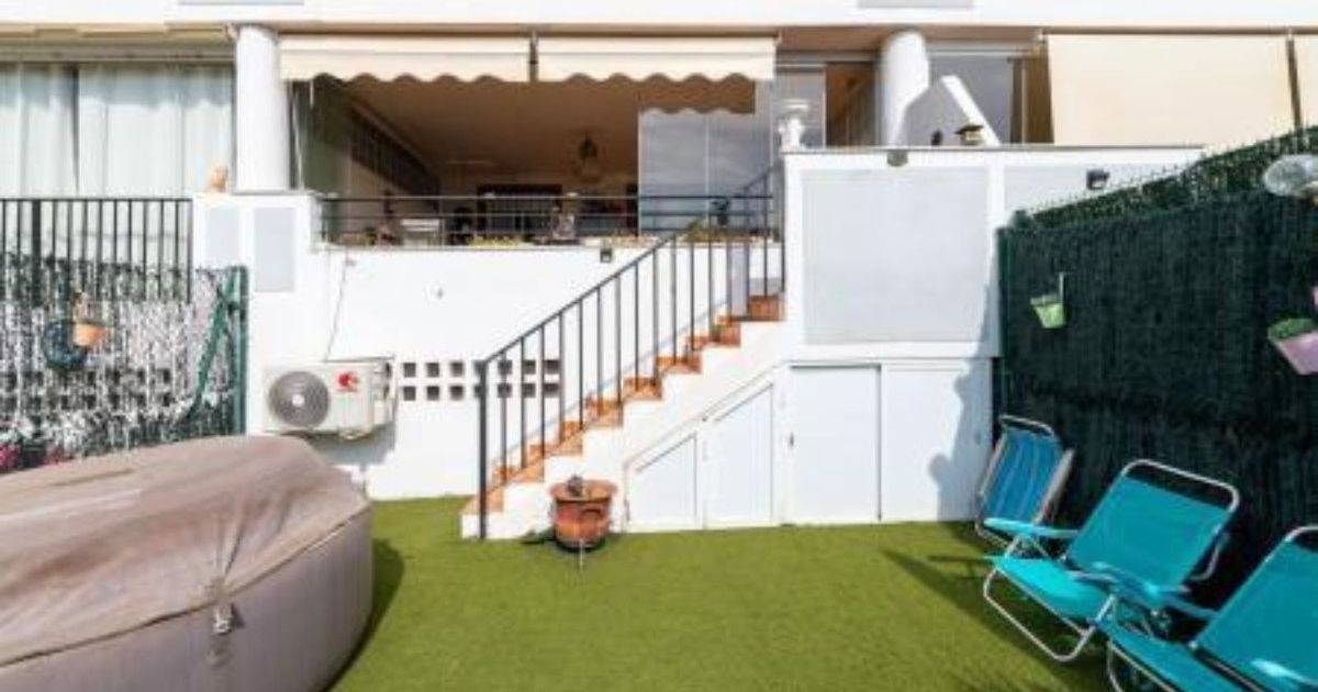 Квартира на первом этаже в Casares, Casares, 5/12
