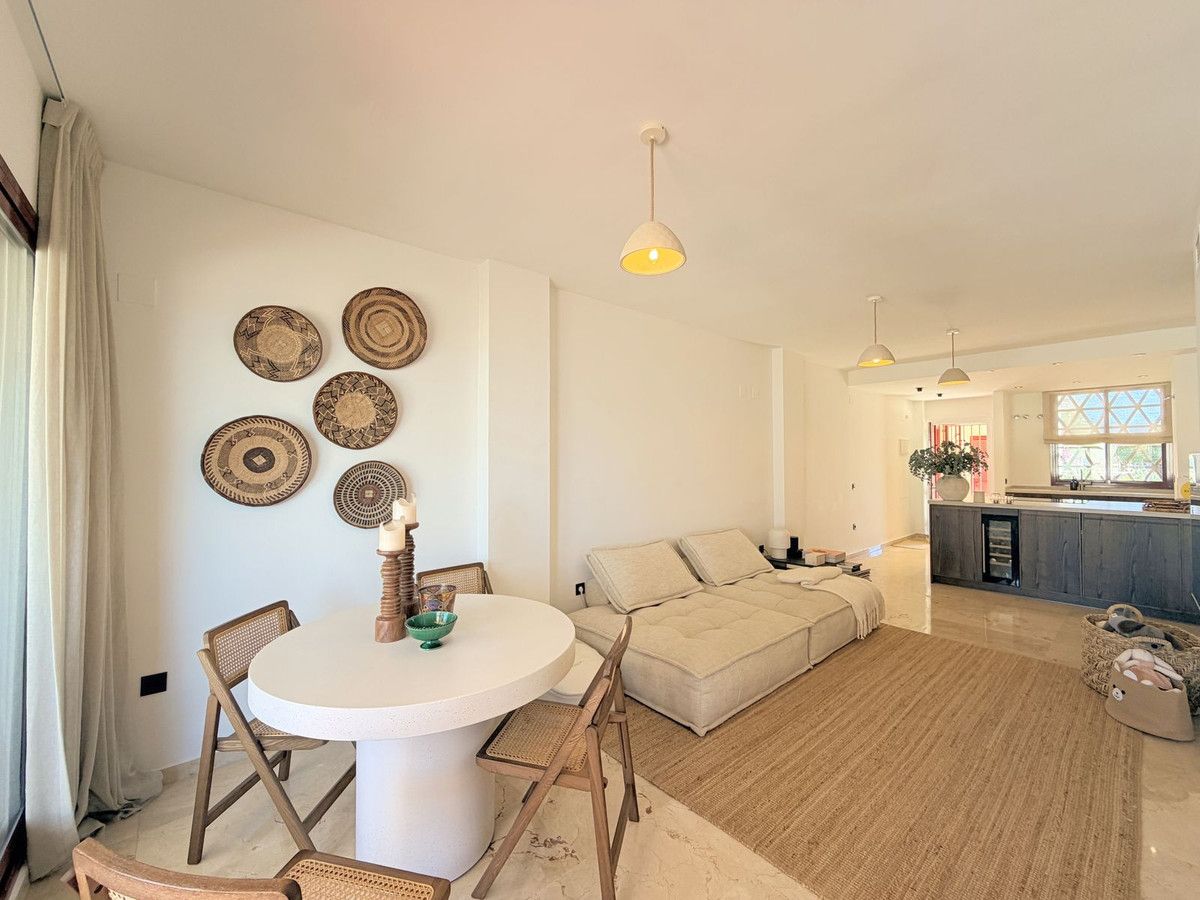 Ground Floor Apartment in Casares Playa, Casares Playa, 11/12