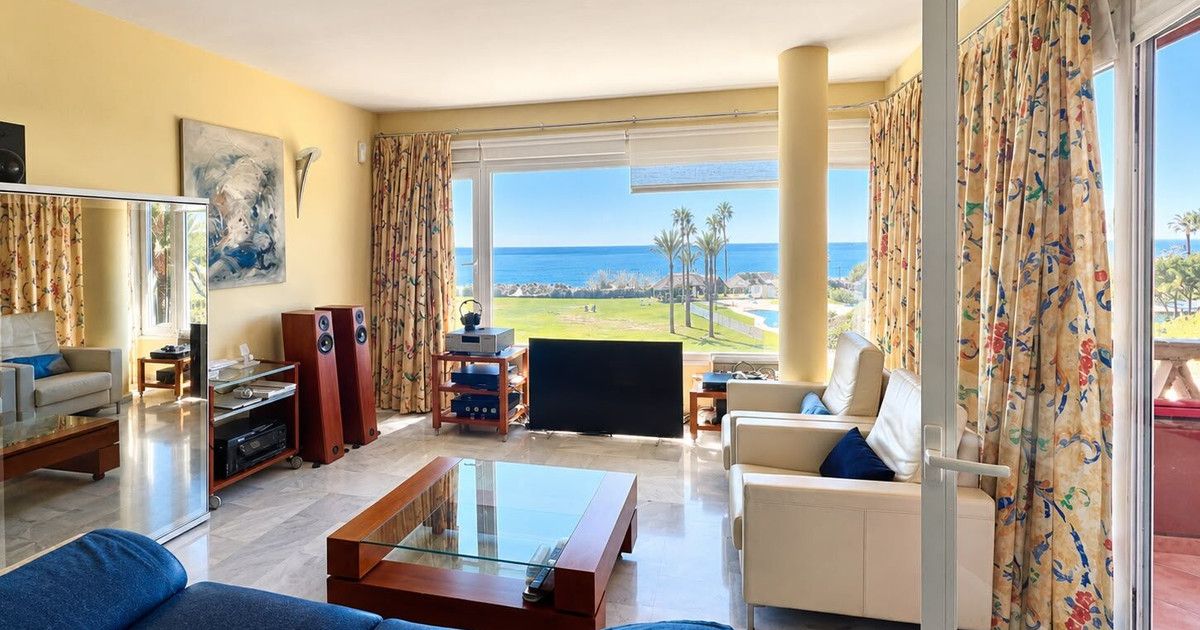Mittelgeschoss-Wohnung in Marbella, Marbella, 2/12