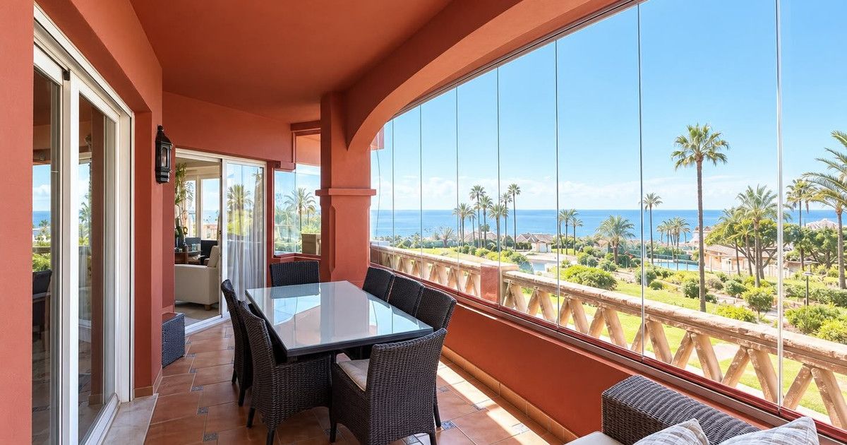 Mittelgeschoss-Wohnung in Marbella, Marbella, 10/12