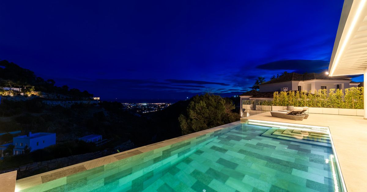 Fristående villa i El Madroñal, El Madroñal, 10/12