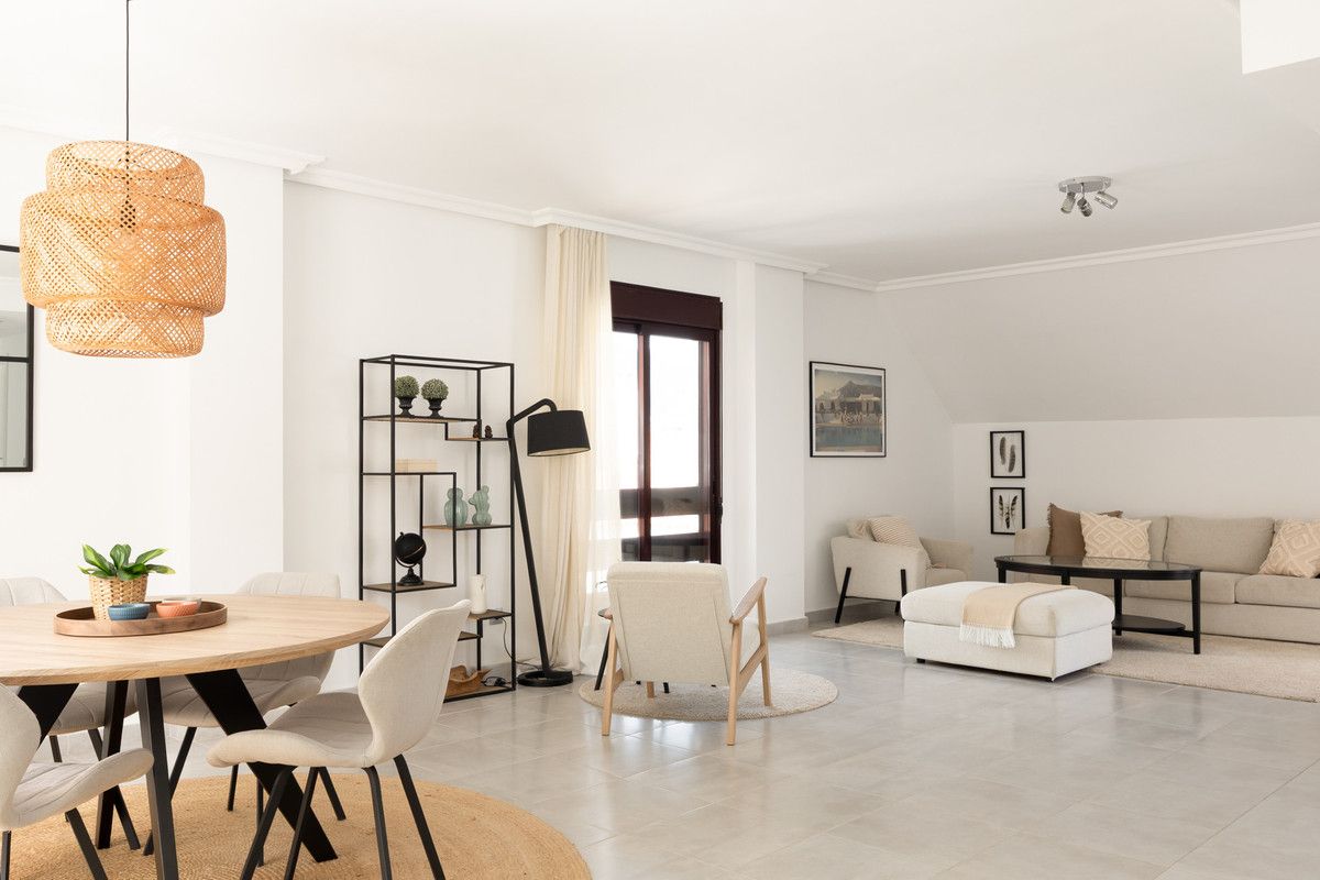 Penthouse Duplex in Nueva Andalucía, Nueva Andalucía, 3/12