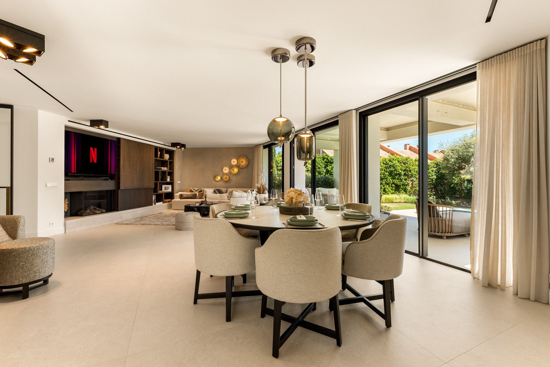 Villa in Marbella East, Los Monteros Playa, Marbella East, 12/12