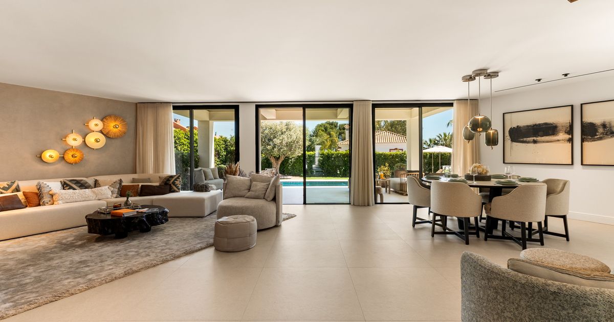 Villa in Marbella East, Los Monteros Playa, Marbella East, 5/12
