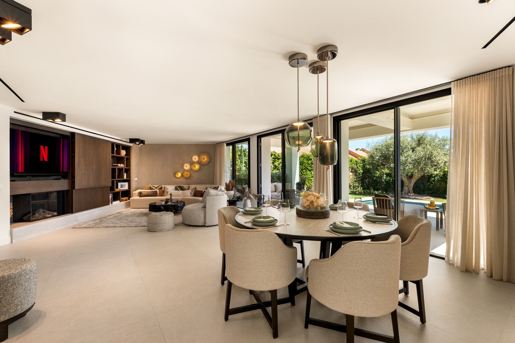 Villa in Marbella East, Los Monteros Playa, Marbella East, 10/12