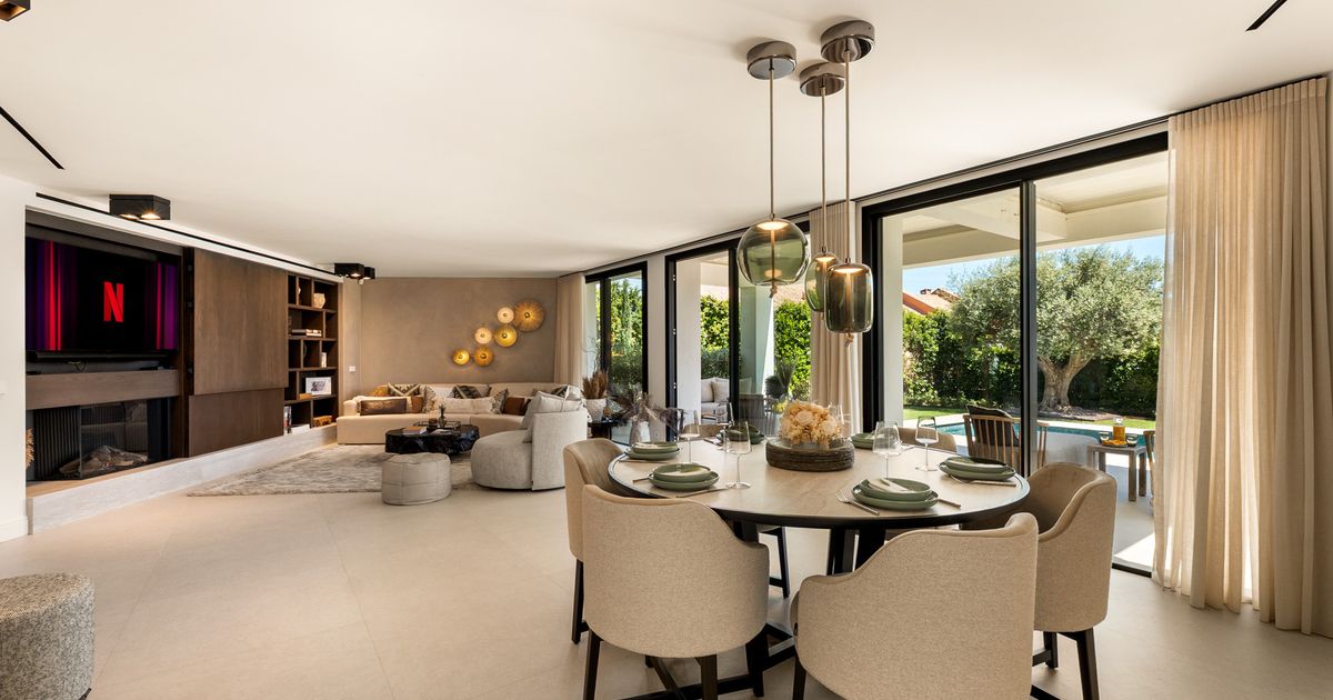 Villa in Marbella East, Los Monteros Playa, Marbella East, 10/12
