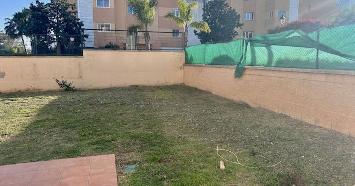 Ground Floor Apartment in Estepona, Estepona, 7/12