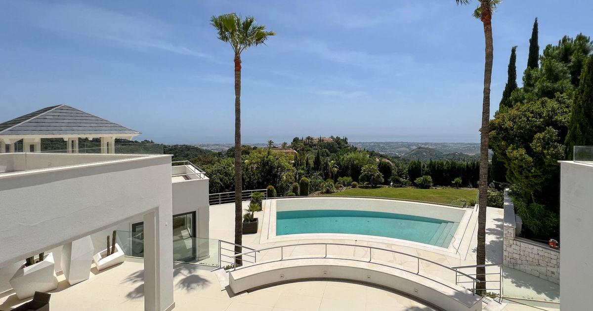 Villa in Benahavis, La Zagaleta, Benahavis, 1/12