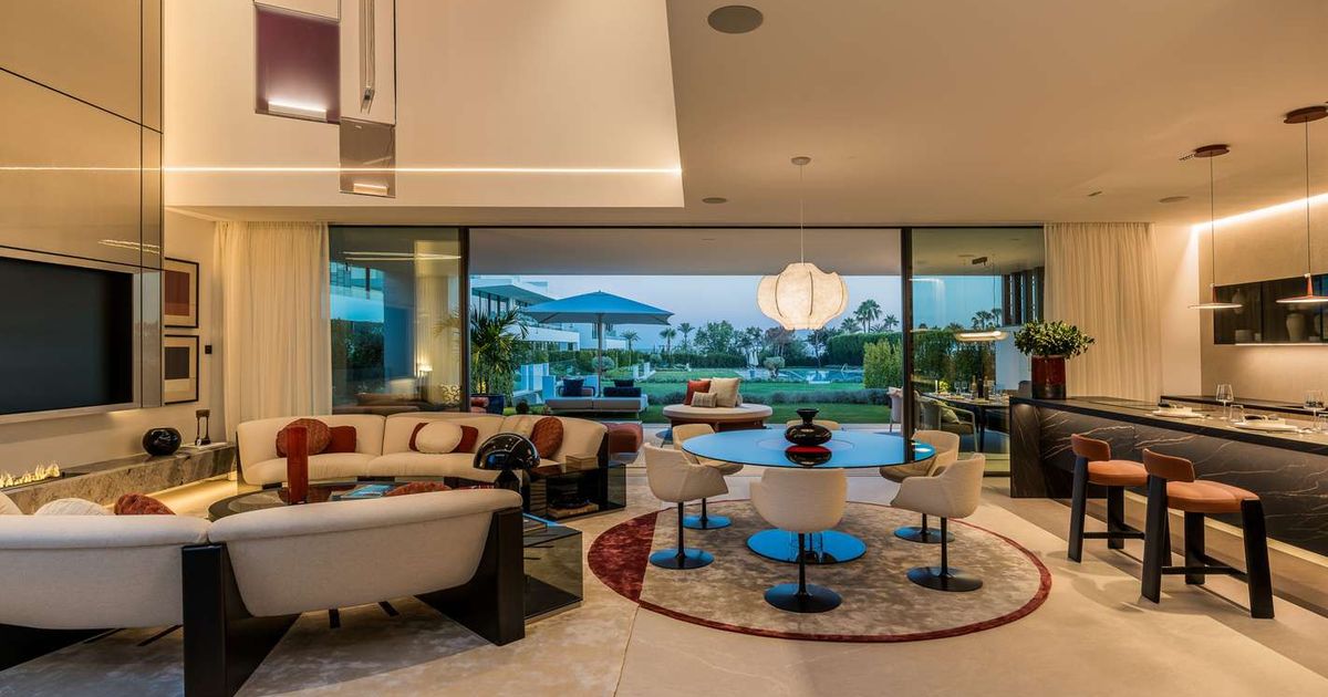 Villa à Marbella, Marbella, 1/12