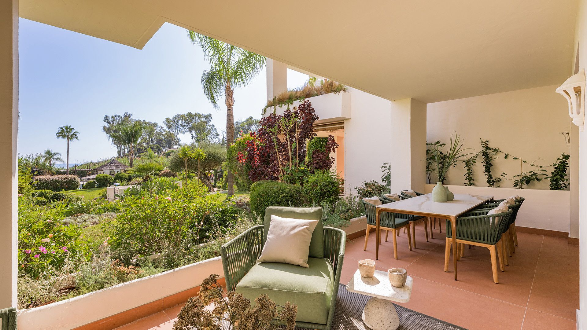 Erdgeschoss-Apartment in Estepona, Bahía del Velerín, Estepona, 2/12