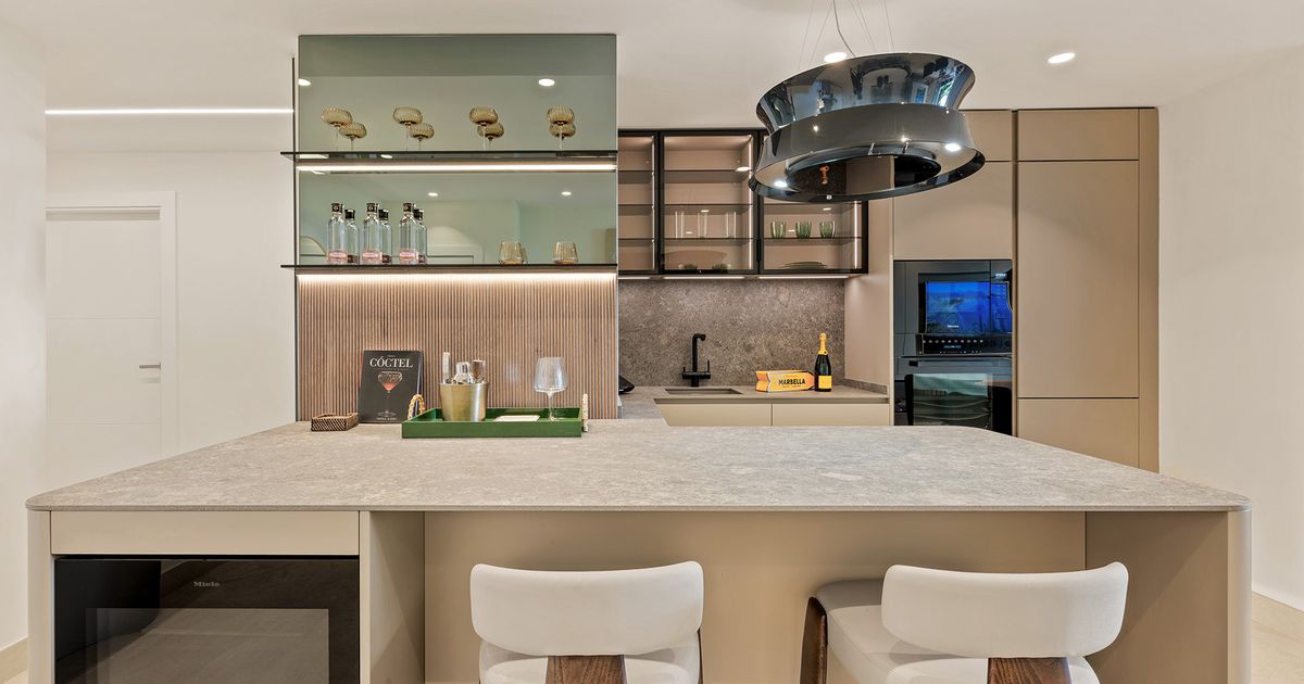 Erdgeschoss-Apartment in Estepona, Bahía del Velerín, Estepona, 11/12