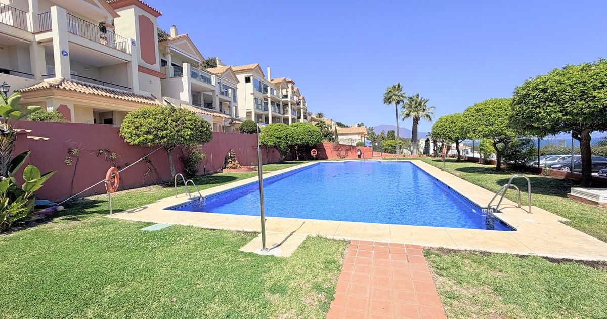 Appartement en étage moyen à La Duquesa, La Duquesa, 6/12