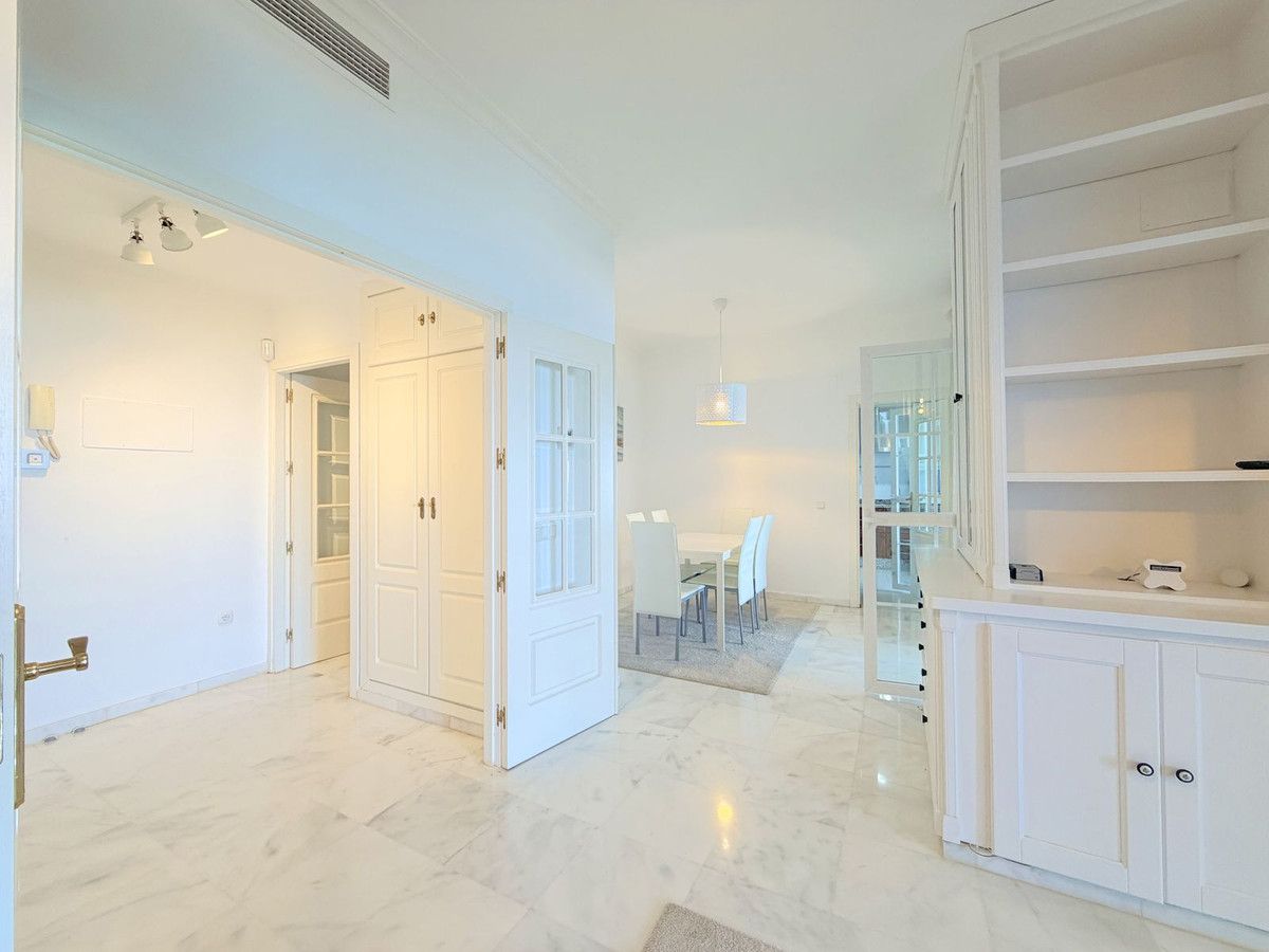 Appartement en étage moyen à La Duquesa, La Duquesa, 9/12