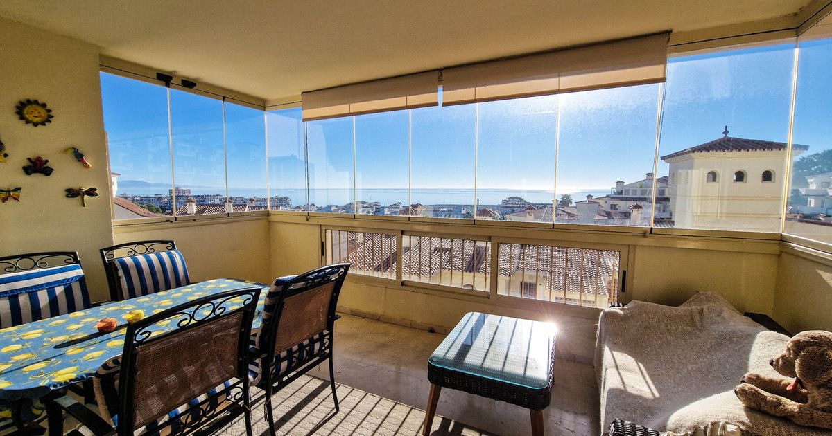 Apartament na środkowym piętrze w La Duquesa, La Duquesa, 1/12