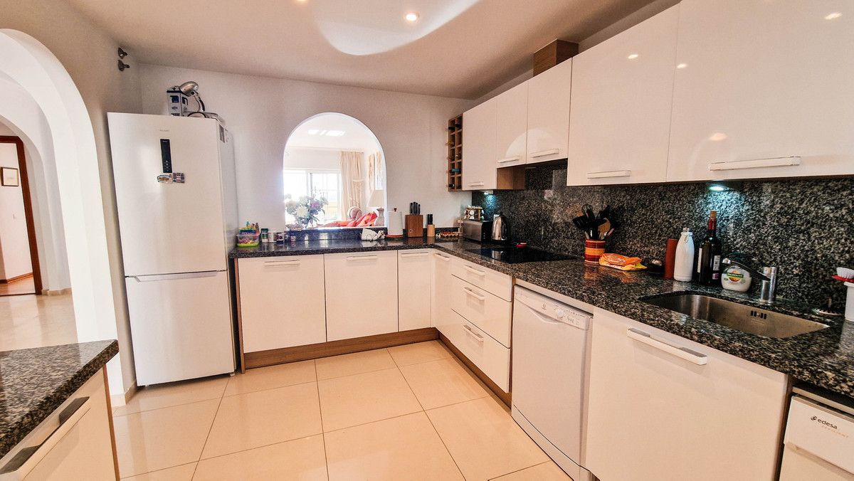 Apartament na środkowym piętrze w La Duquesa, La Duquesa, 8/12