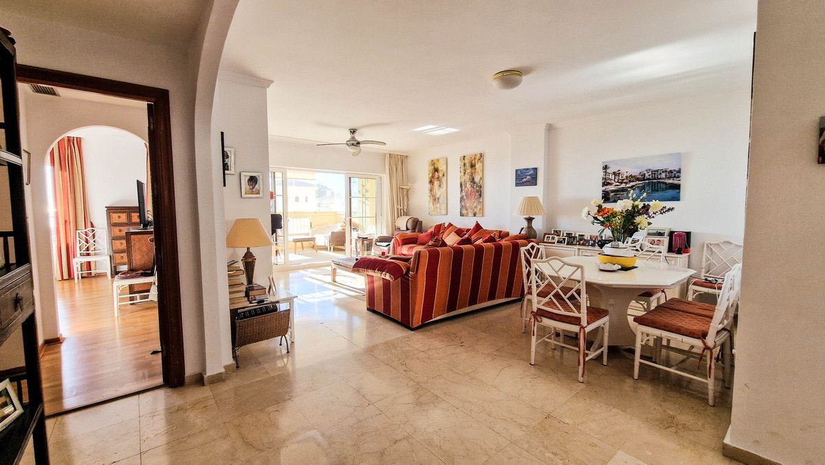 Apartament na środkowym piętrze w La Duquesa, La Duquesa, 9/12
