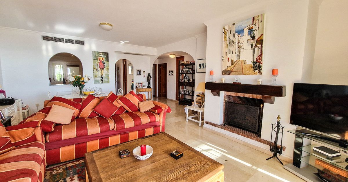 Apartament na środkowym piętrze w La Duquesa, La Duquesa, 10/12