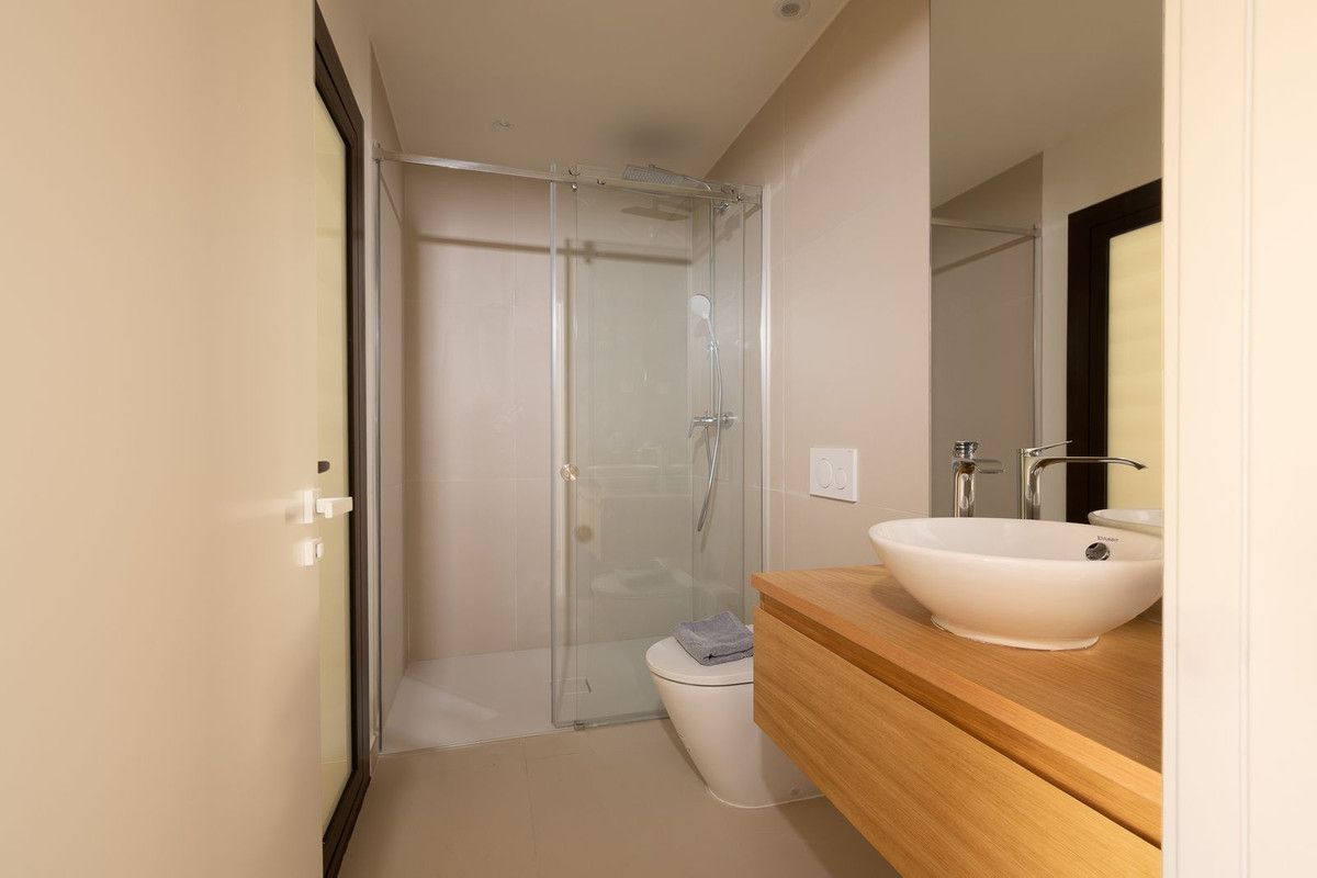 Apartamento de Planta Media en Fuengirola, Fuengirola, 12/12