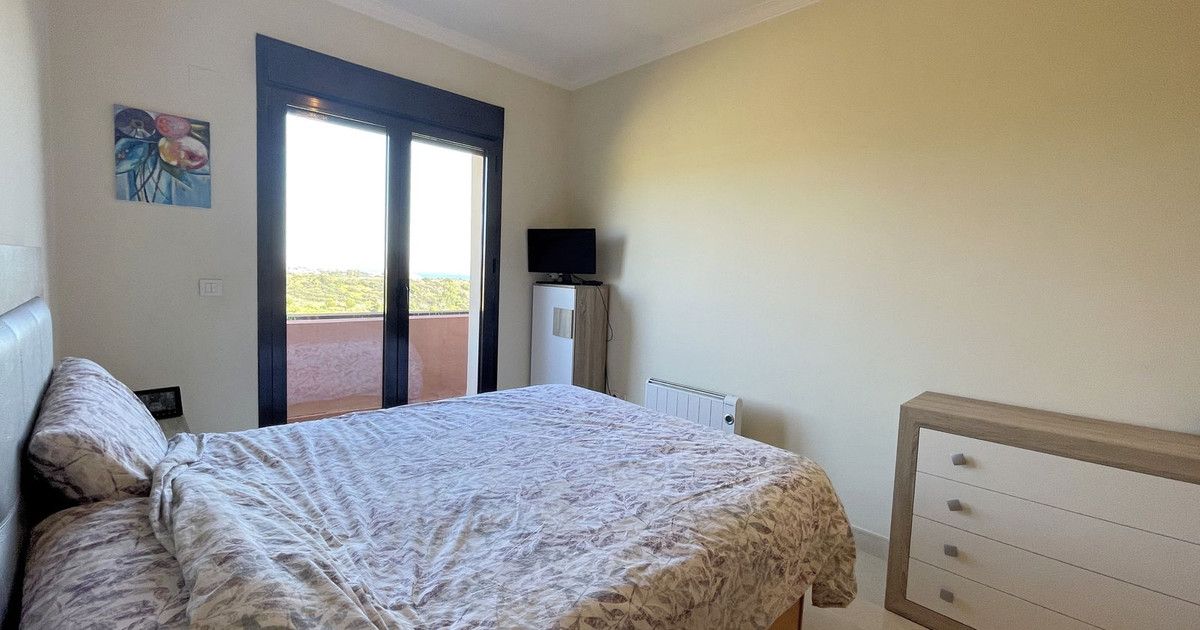 Doppelhaushälfte in Estepona, Estepona, 6/12