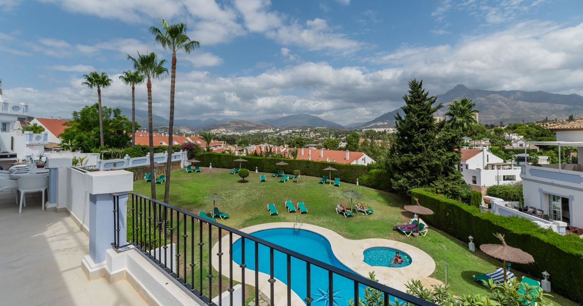 Apartment in Nueva Andalucia, Nueva Andalucia, 3/12