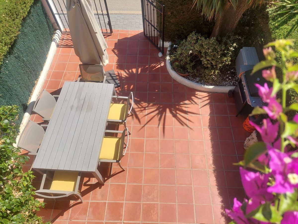 Dom szeregowy w El Paraiso, El Paraiso, 2/12