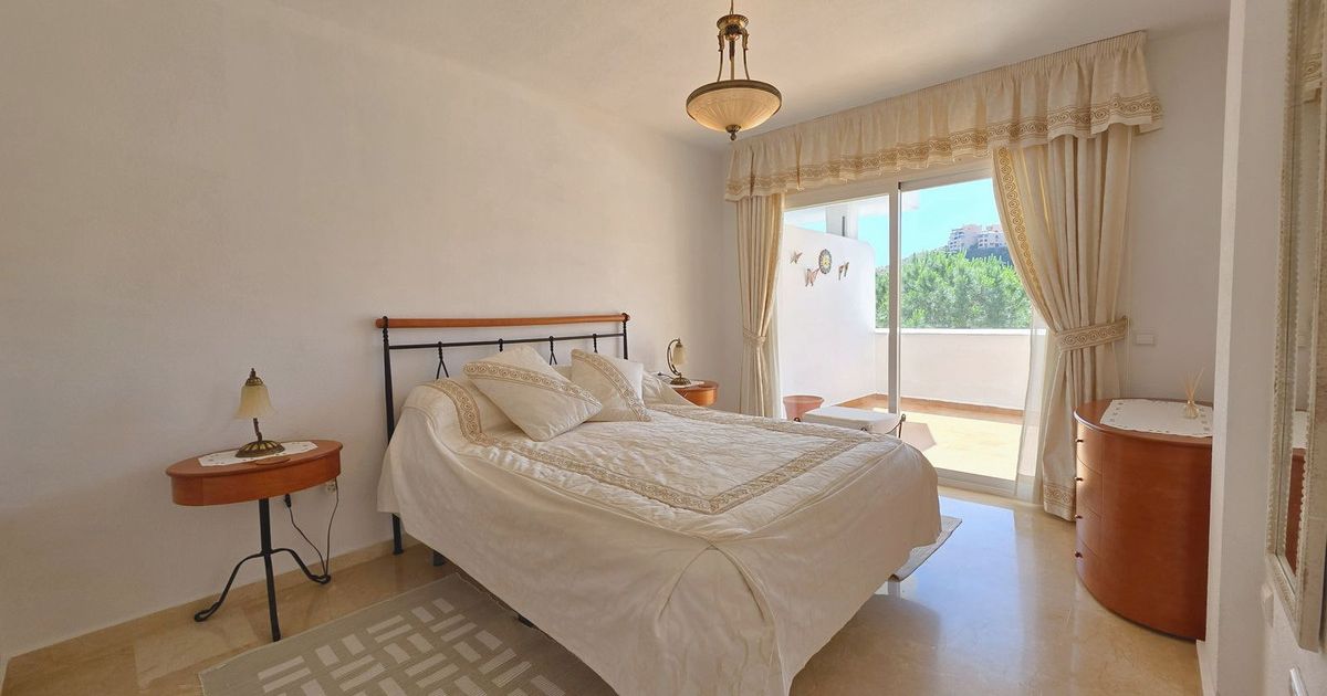 Ground Floor Apartment in Calahonda, Calahonda, 5/12