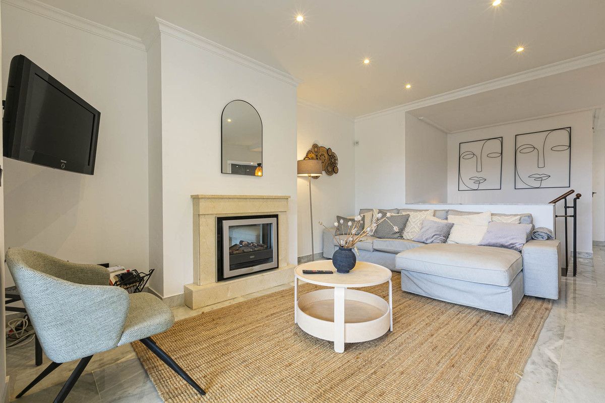 Apartament na środkowym piętrze w Nueva Andalucía, Nueva Andalucía, 12/12