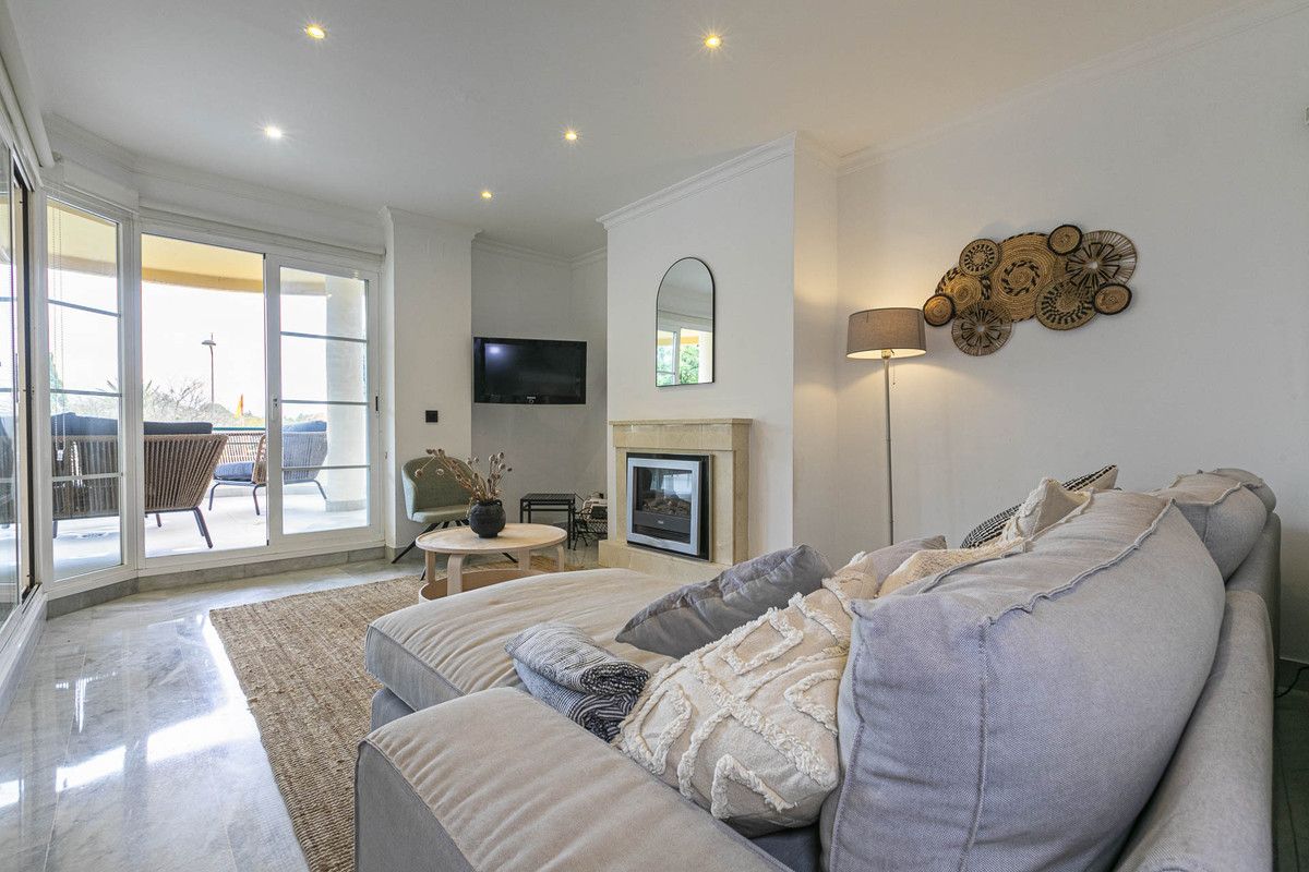Apartament na środkowym piętrze w Nueva Andalucía, Nueva Andalucía, 10/12