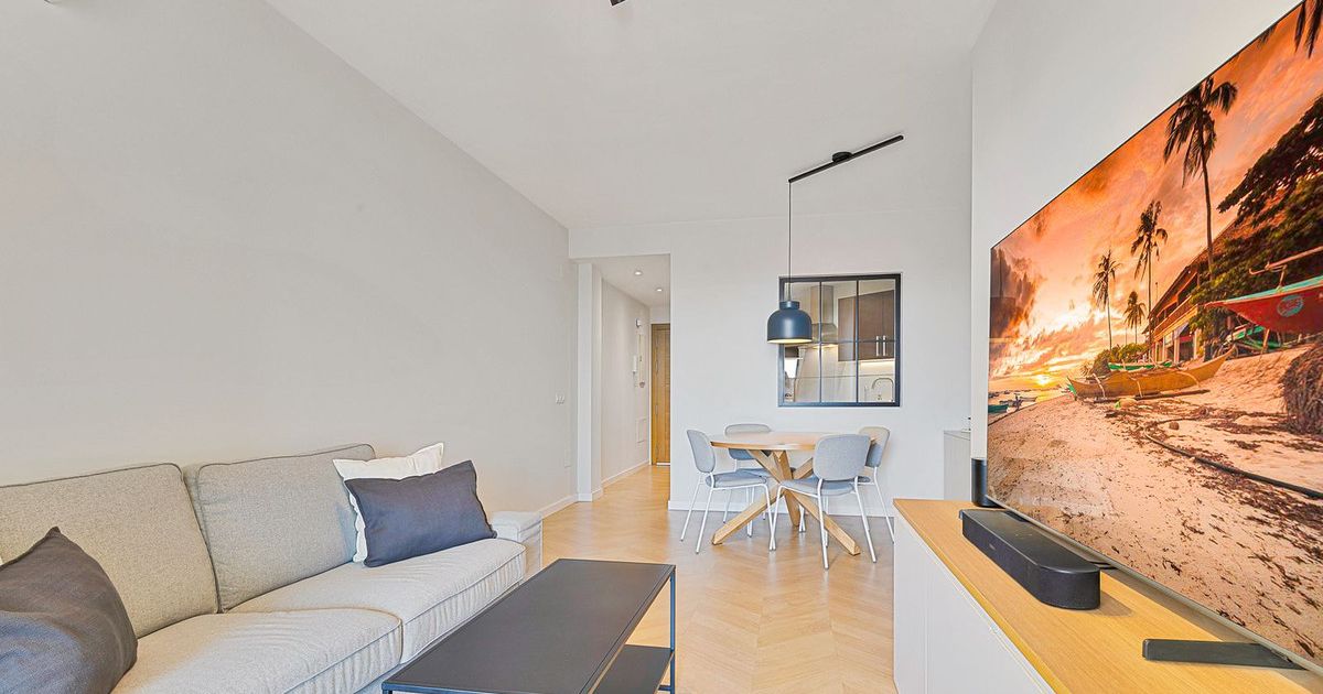 Middle Floor Apartment in Fuengirola, Fuengirola, 12/12
