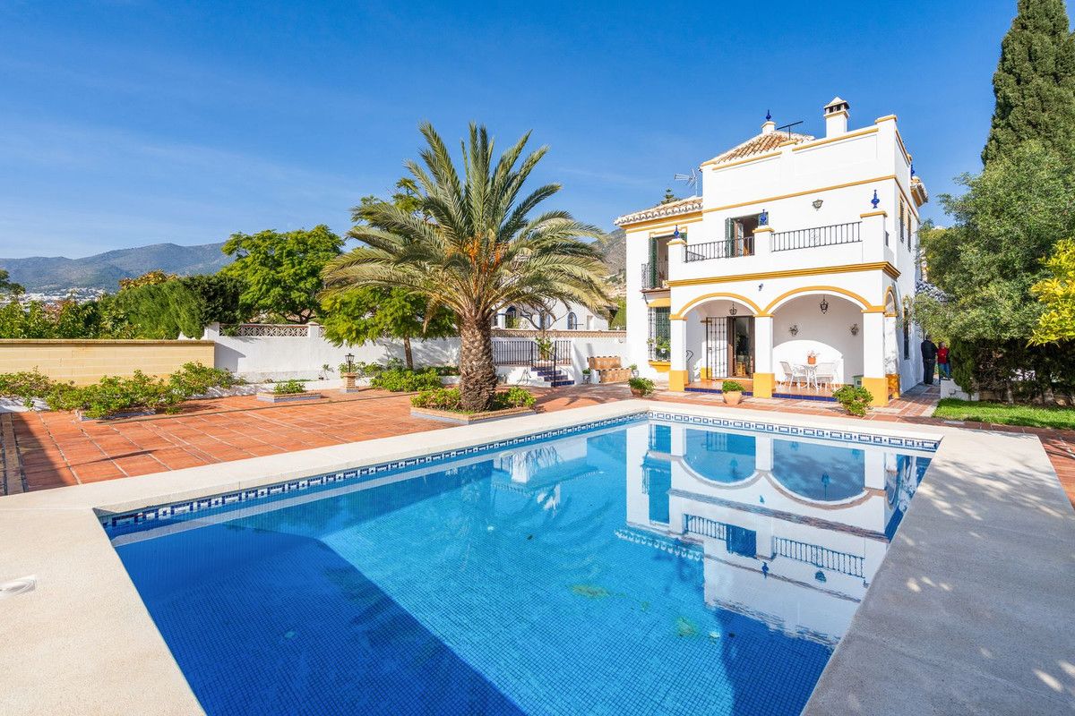 Vrijstaande villa in Arroyo de la Miel, Arroyo de la Miel, 2/12