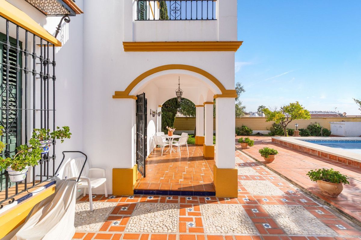 Vrijstaande villa in Arroyo de la Miel, Arroyo de la Miel, 3/12