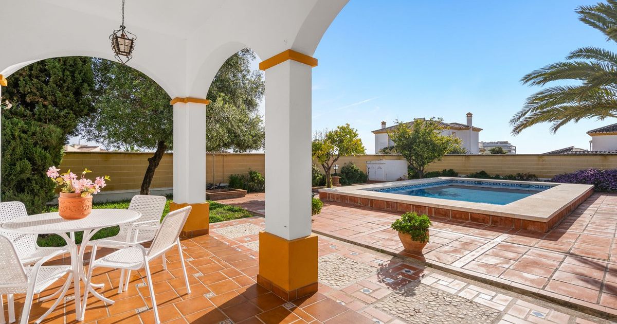 Vrijstaande villa in Arroyo de la Miel, Arroyo de la Miel, 4/12