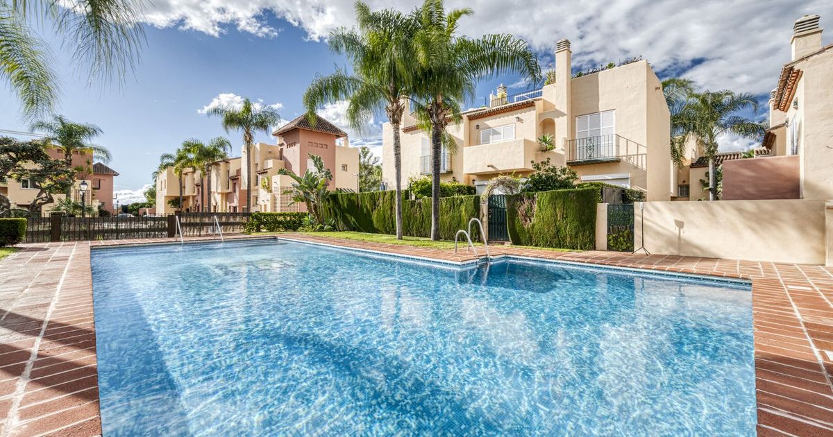 Townhouse in Marbella, Marbella, 1/12