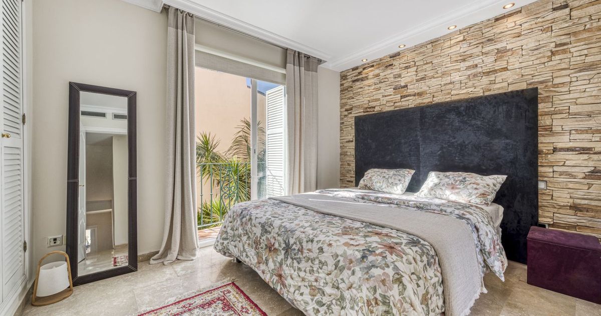 Townhouse in Marbella, Marbella, 12/12