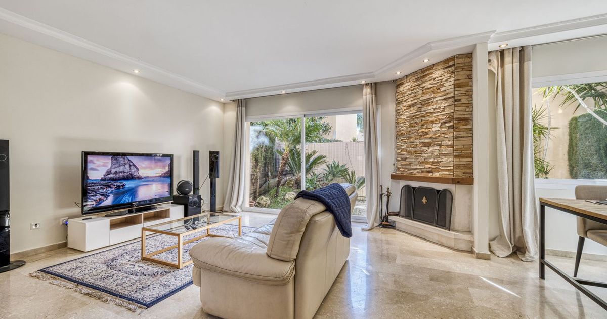 Townhouse in Marbella, Marbella, 4/12