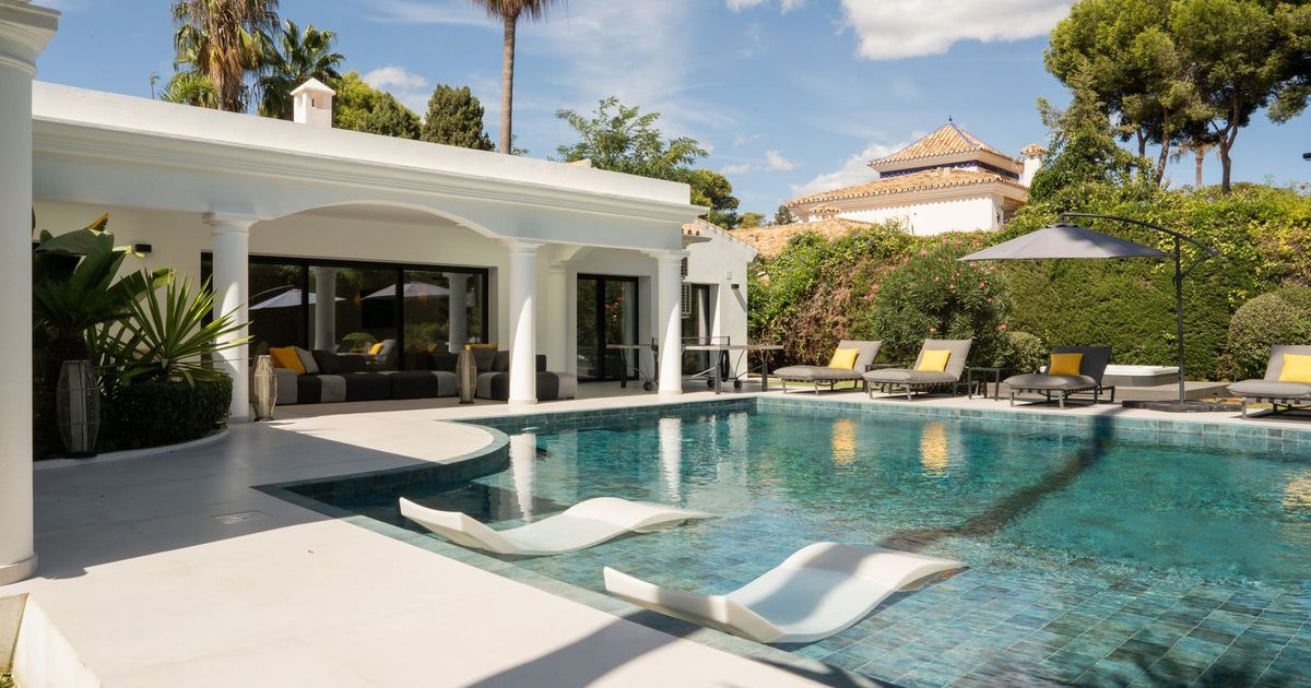 Detached Villa in El Paraiso, El Paraiso, 2/12