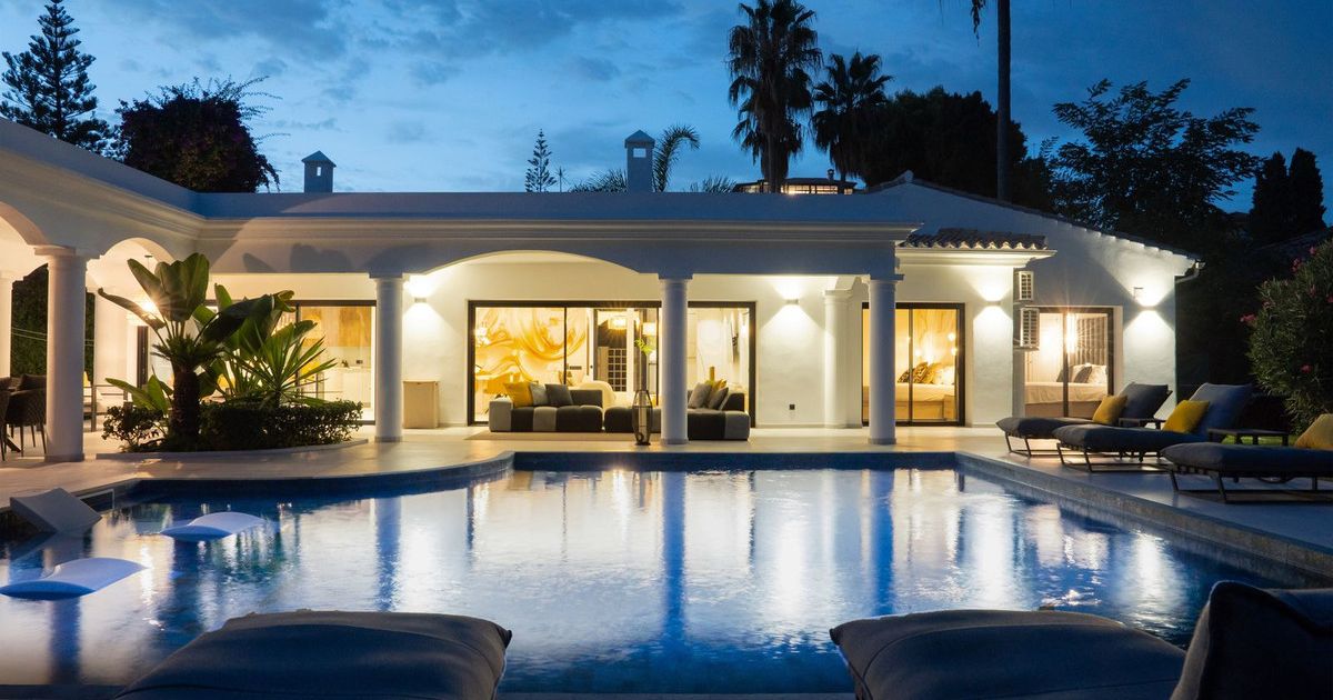 Detached Villa in El Paraiso, El Paraiso, 4/12