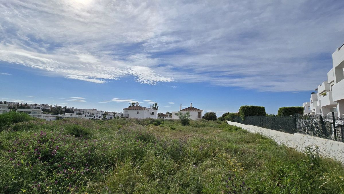 Residential Plot in Estepona, Estepona, 4/12