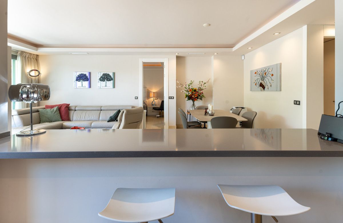Apartamento en Planta Baja en Benahavís, Benahavís, 11/12