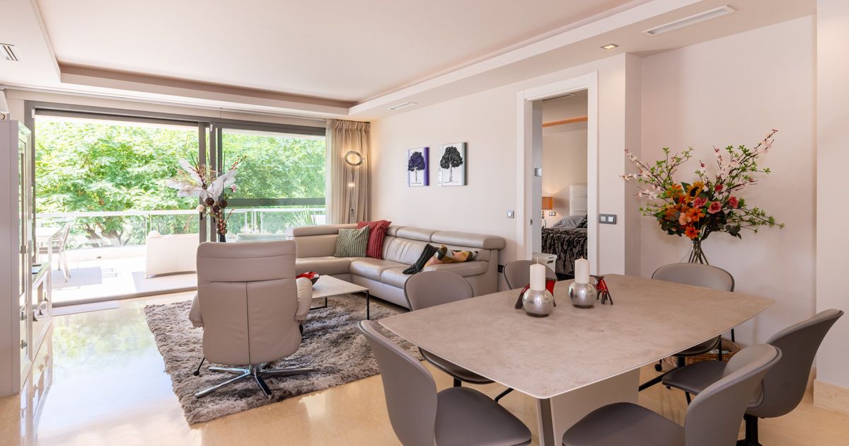 Apartamento en Planta Baja en Benahavís, Benahavís, 6/12