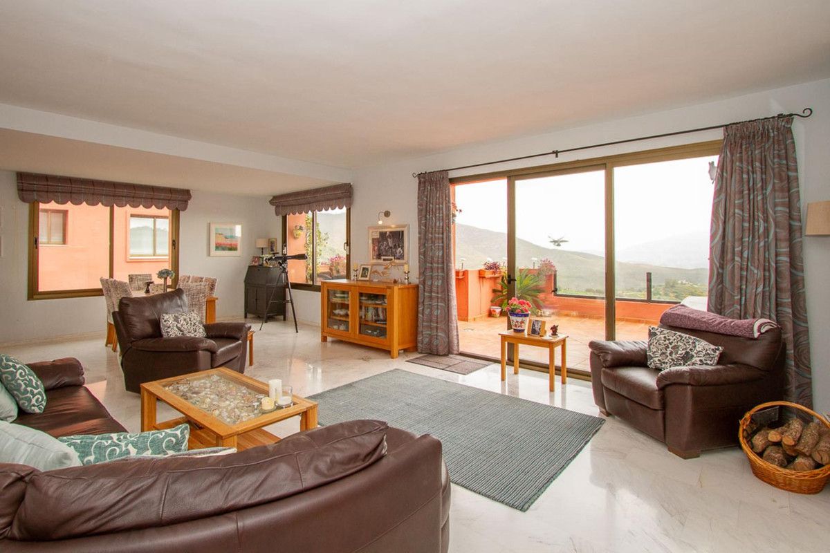 Middle Floor Apartment in La Mairena, La Mairena, 1/12