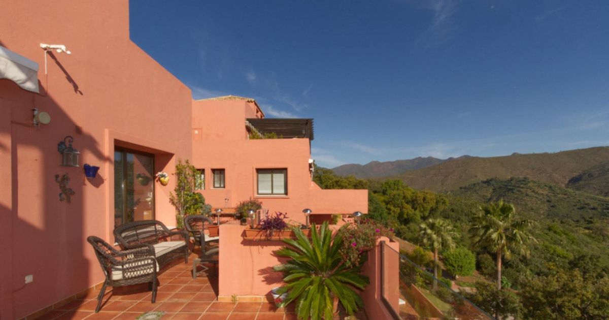 Middle Floor Apartment in La Mairena, La Mairena, 6/12