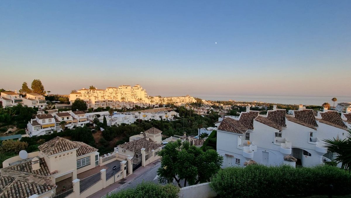 Townhouse in Calahonda, Calahonda, 2/12