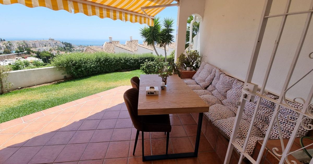 Townhouse in Calahonda, Calahonda, 3/12