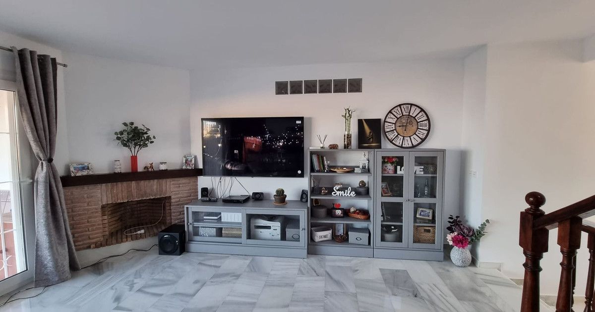 Townhouse in Calahonda, Calahonda, 6/12