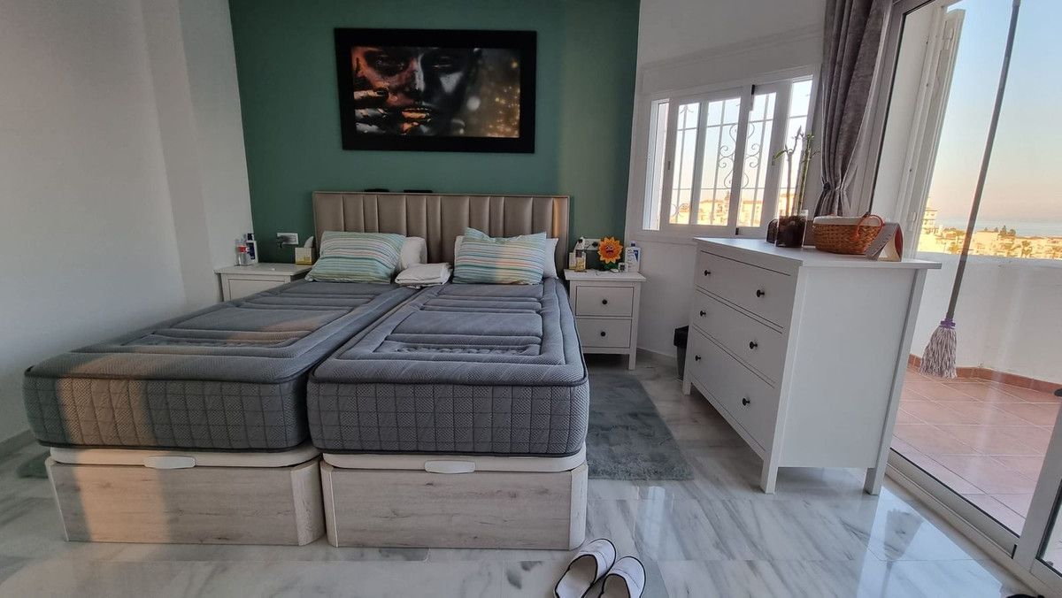 Townhouse in Calahonda, Calahonda, 8/12