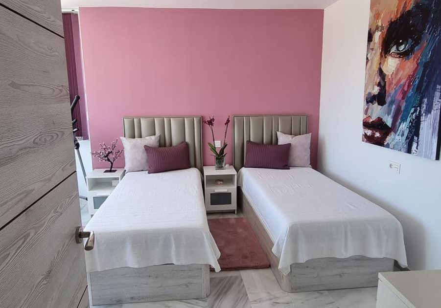 Townhouse in Calahonda, Calahonda, 10/12