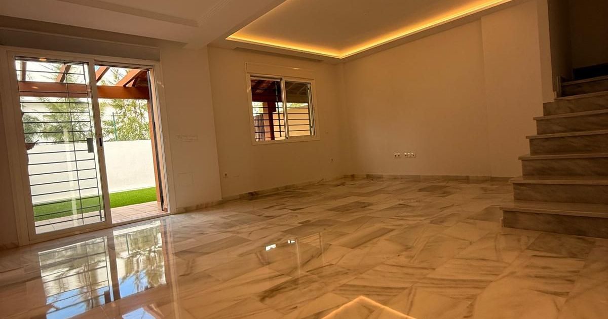Semi-Detached House in Calahonda, Calahonda, 4/12