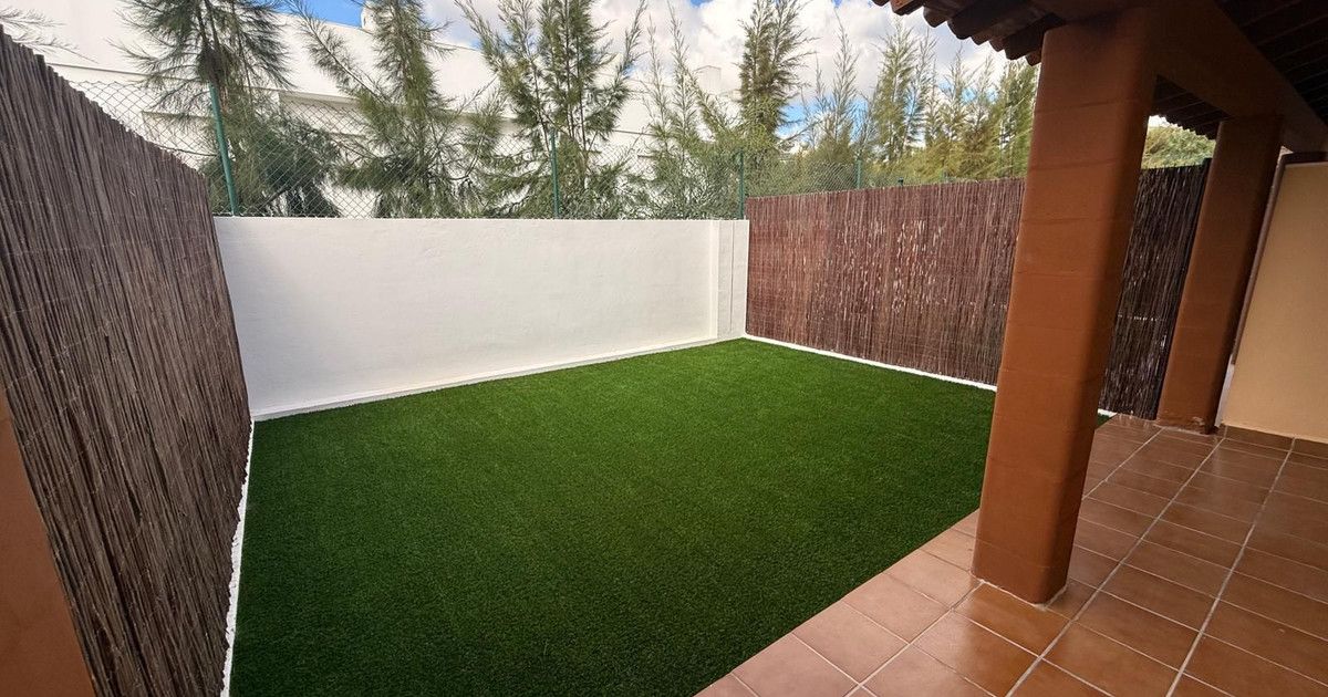 Semi-Detached House in Calahonda, Calahonda, 5/12